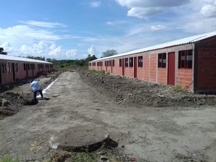 Con “La Esperanza” cumplen sueño de casa propia más de una veintena de familias en Ginebra Con “La Esperanza” cumplen sueño de casa propia más de una veintena de familias en Ginebra