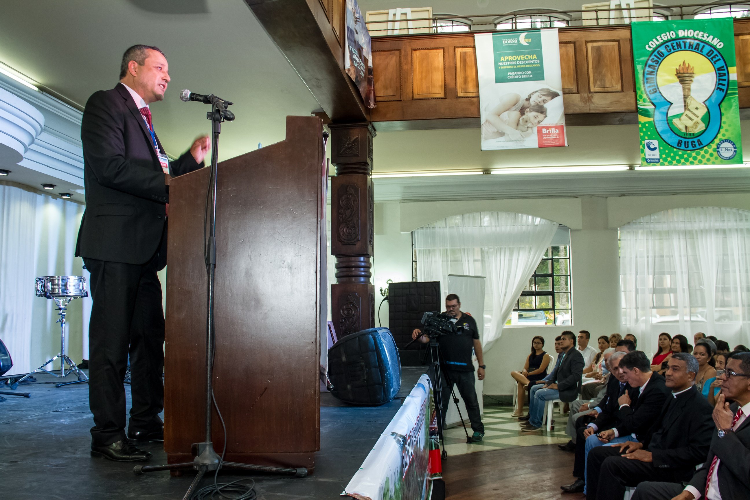 Recordamos los mejores momentos de los Personajes del Año 2017 de la Revista Imagen De Los Vallecaucanos Región Pacífico