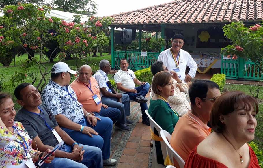 Encuentro de egresados en el Cerrito-Valle de la I.E. Jorge Isaacs Encuentro de egresados en el Cerrito-Valle de la I.E. Jorge Isaacs