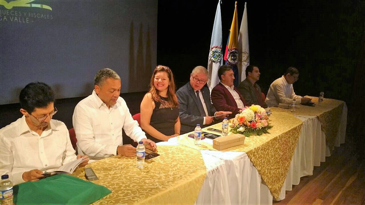 Presidente de la Corte Suprema de Justicia José Luís Barceló Camacho recibió reconocimientos en Buga