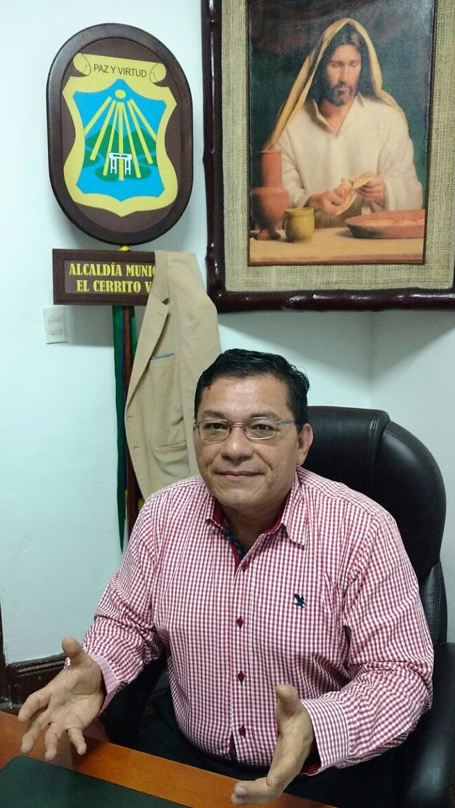 "En el Cerrito se arregla la casa" Alcalde Severo Reyes puso el orden