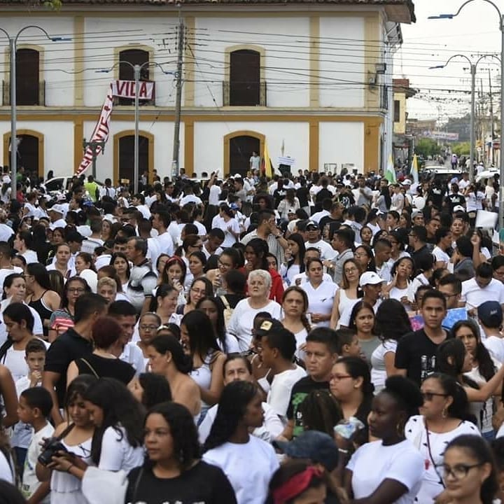 Más de 3 mil personas marcharon en El  Cerrito-Valle en rechazo a crímenes