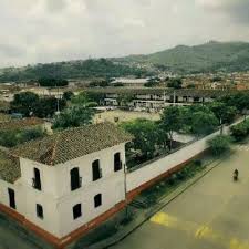 "Los De Yolombó" en los 60 años del Colegio Diocesano Gimnasio Central del Valle de Buga