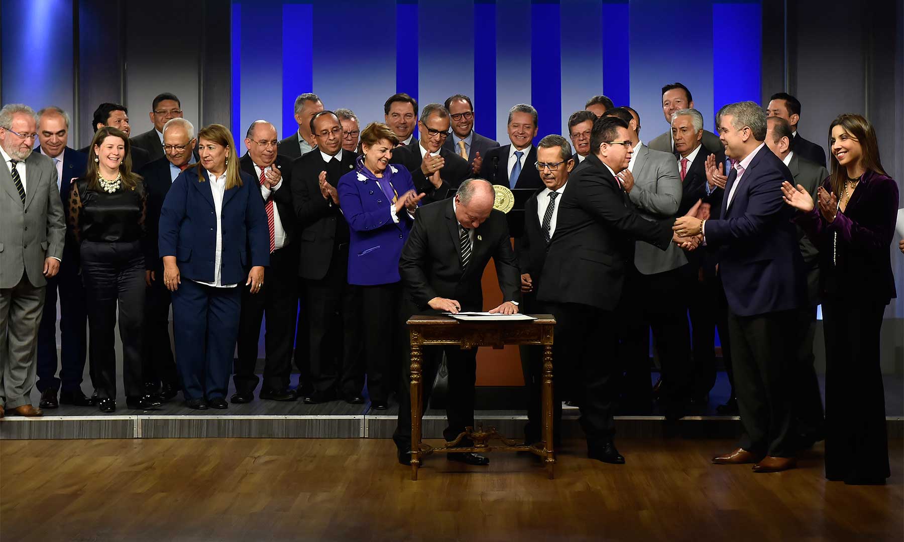 Gobierno Nacional suscribe convenio con rectores de instituciones públicas del país