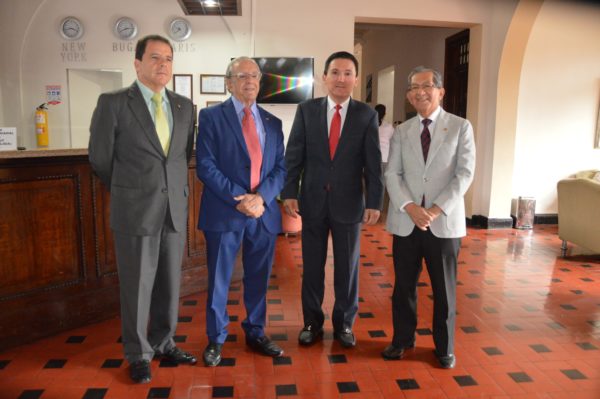 Imágenes para recordar   de  Los Personajes del Año 2019  