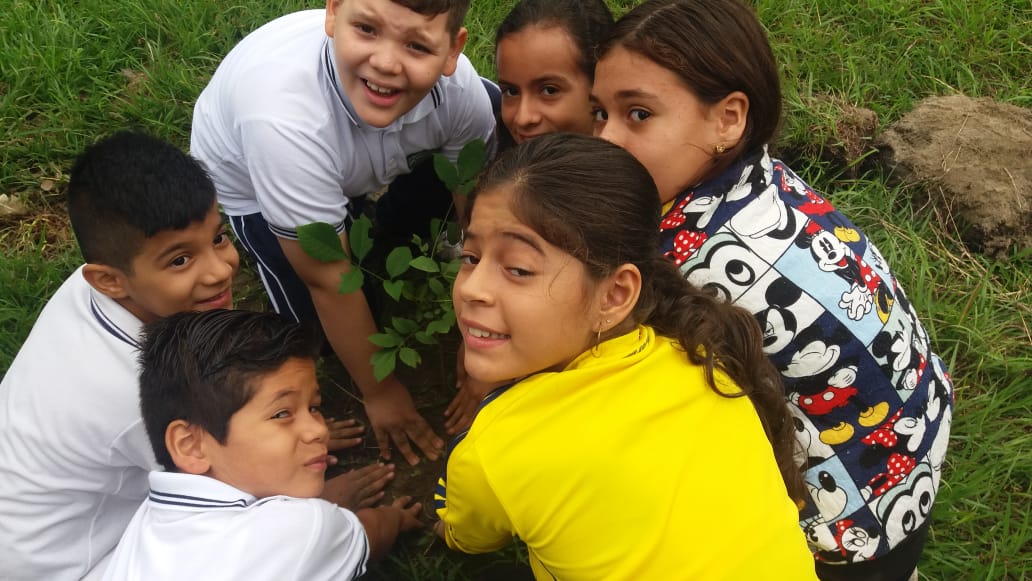 Institución  Educativa  Agrícola de Buga es amiga de la naturaleza