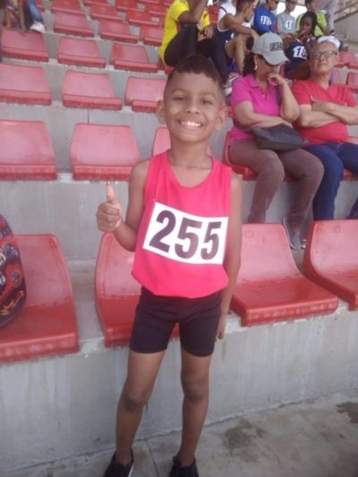 Un niño ganador de una carrera a la discapacidad, Samuel Millán Padilla