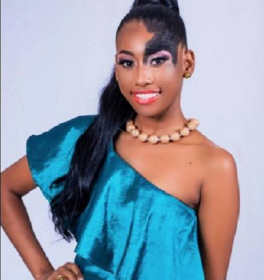 Buenaventura reina con Angie Patricia Cuero