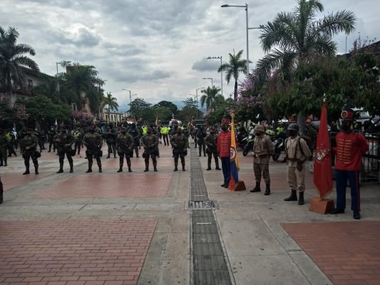Plan Nacional Navidad 2020 en el Valle del Cauca, lanzó en Buga Ministro de Defensa Carlos Holmes Trujillo Plan Nacional Navidad 2020 en el Valle del Cauca, lanzó en Buga Ministro de Defensa Carlos Holmes Trujillo