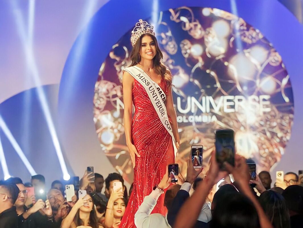 Camila Avella es la nueva Miss Universe Colombia. 13