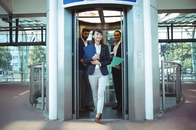 Cómo originar un discurso de ascensor