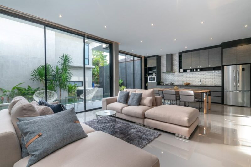 Un Acercamiento Práctico al Interiorismo: Optimización de Espacios y Funcionalidad en el Hogar Un Acercamiento Práctico al Interiorismo