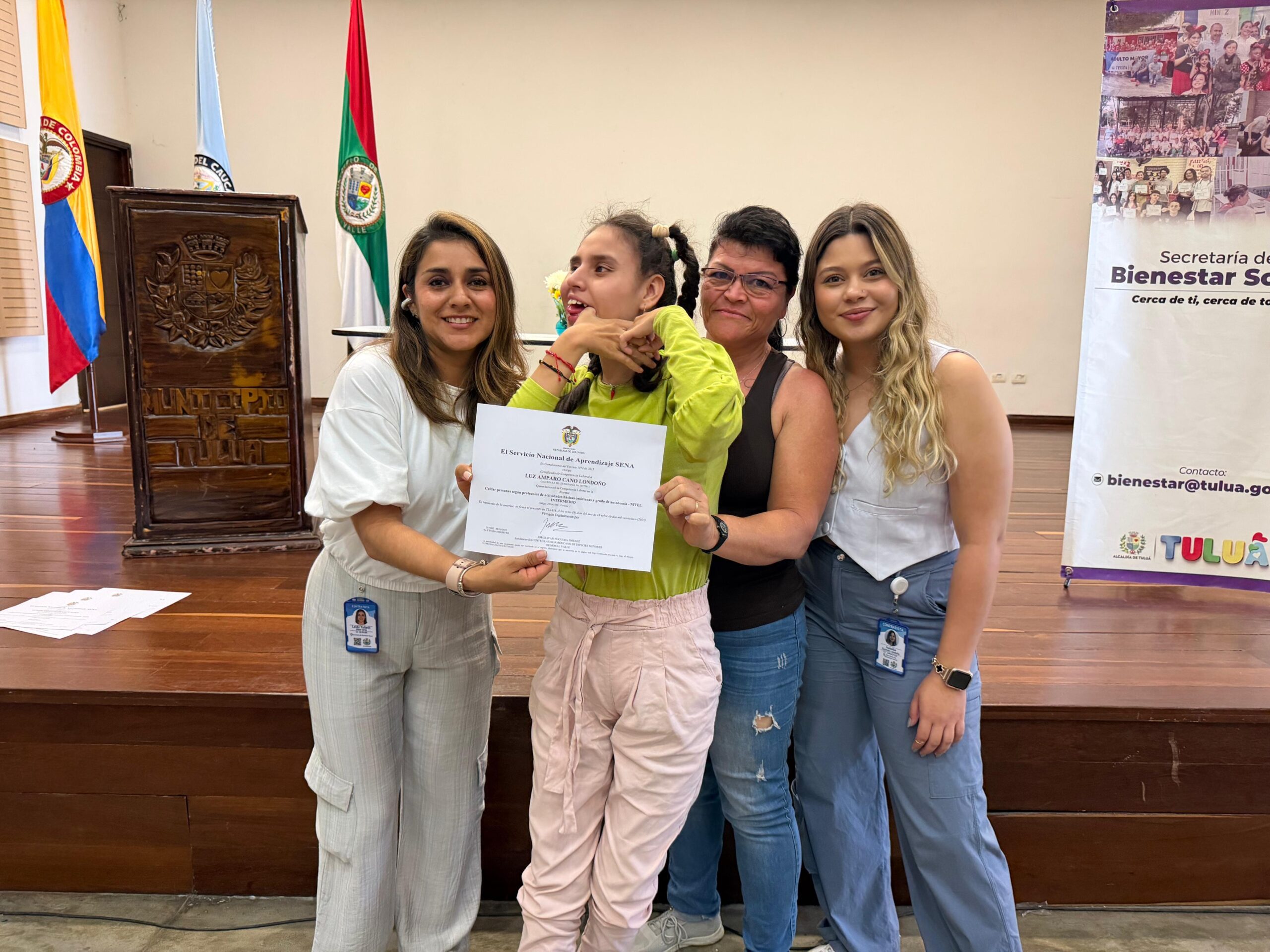 Administración municipal certifica más de 70 cuidadores de personas con discapacidad