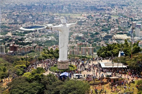 Cristo Rey cumple en Cali 67 años Cali - Valle del cauca