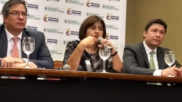 Menos trámites para los empresarios en Colombia