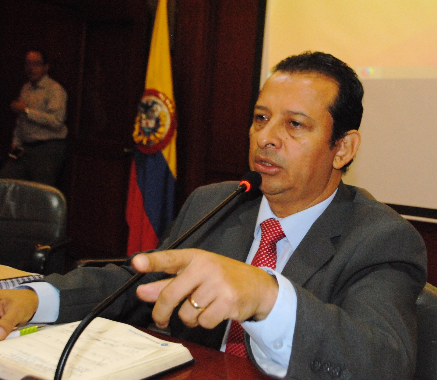 Valle del Cauca busca disminuir deficit de predios para conservación del agua Valle del Cauca busca disminuir deficit de predios para conservación del agua