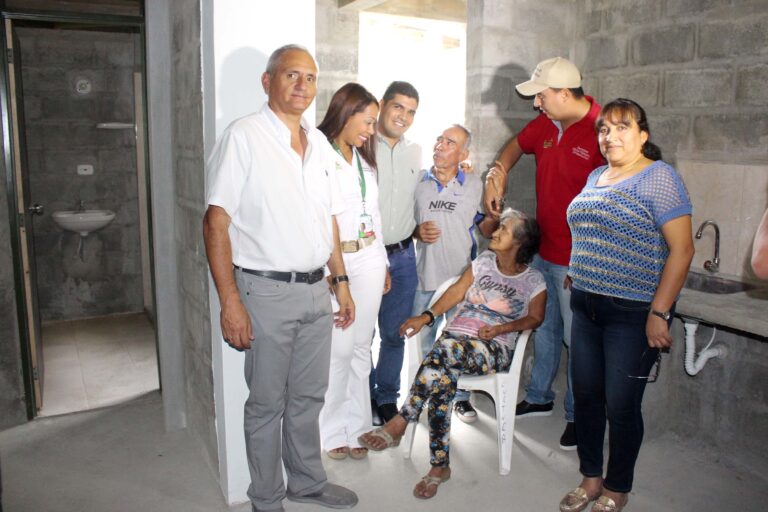 Se entregan primeras 16 viviendas en Buga para familias reubicadas de la Laguna de Sonso y otras noticias Se entregan primeras 16 viviendas en Buga para familias reubicadas de la Laguna de Sonso y otras noticias