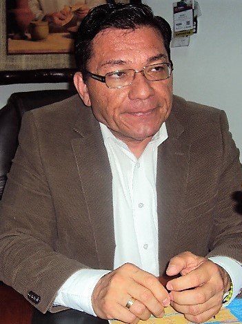 "En el Cerrito se arregla la casa" Alcalde Severo Reyes puso el orden "En el Cerrito se arregla la casa" Alcalde Severo Reyes puso el orden