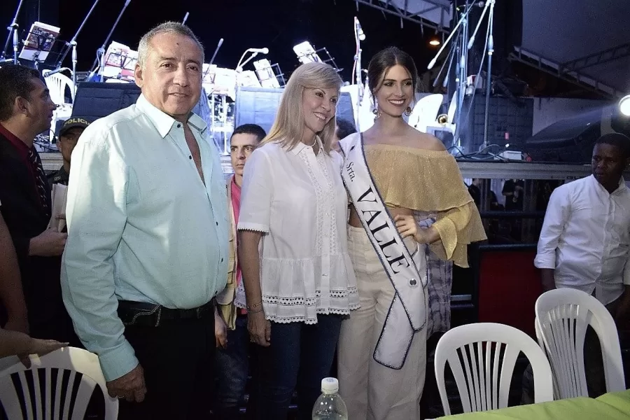 En inauguración oficial de la Feria 67 de Buga se reconoce a la Cámara de Comercio de la Ciudad Señora En inauguración oficial de la Feria 67 de Buga se reconoce a la Cámara de Comercio de la Ciudad Señora