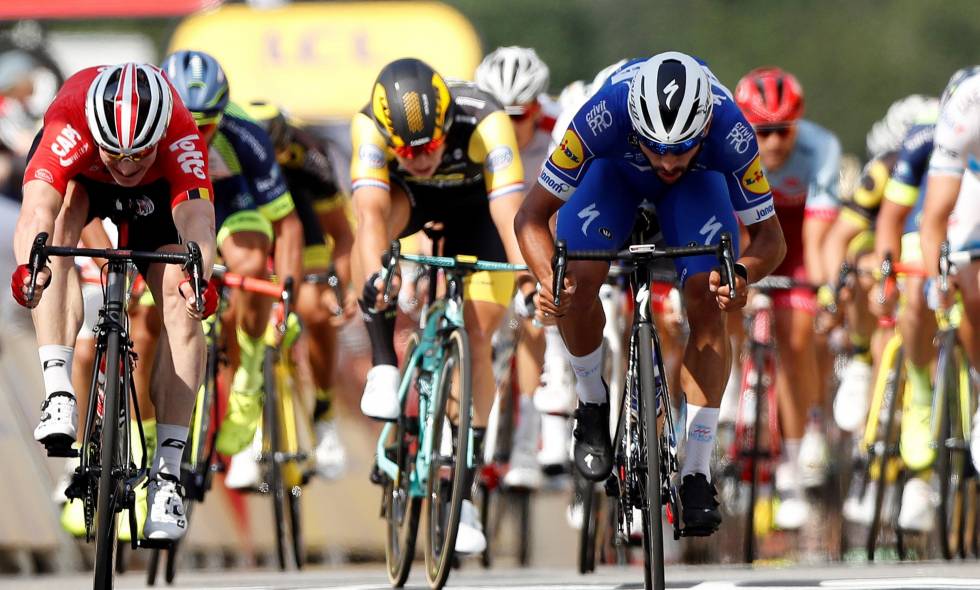 Fernando Gaviria gana su segunda etapa en el Tour de Francia imponiéndose en la cuarta fracción