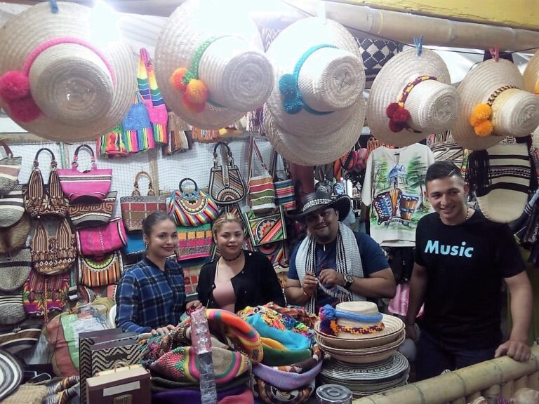 Bolívar y folclor caribe iluminaron de color y alegría Feria 67 de Buga Bolívar y folclor caribe iluminaron de color y alegría Feria 67 de Buga