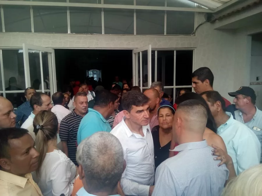 Nutrida asistencia en Buga a convocatoria del Senador John Harold Suárez Vargas
