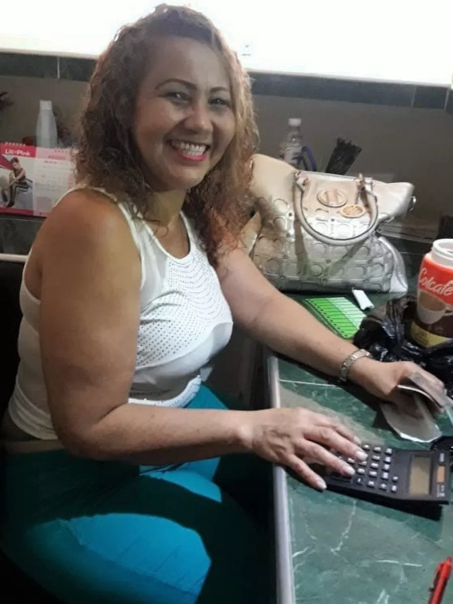 Nazly Revelo, una enamorada siempre  alegre del  Pacífico