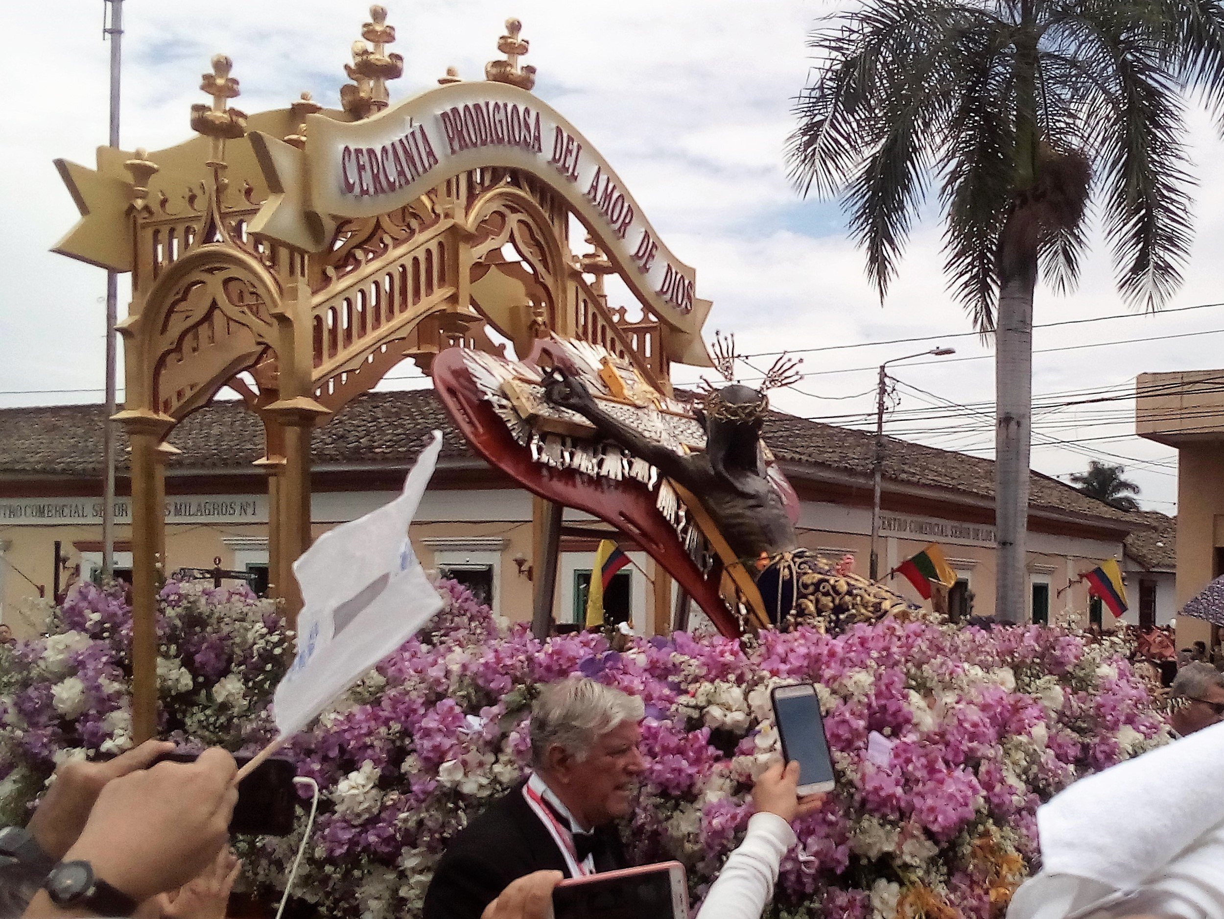 Concluyeron Rogativas al Señor de los Milagros en Buga con asistencia del Presidente Iván Duque Concluyeron Rogativas al Señor de los Milagros en Buga con asistencia del Presidente Iván Duque