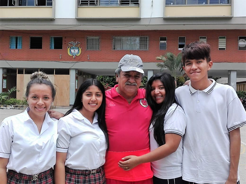 Sigifredo Humberto Triana, 42 años tapando y haciendo goles en el Campeonato de la Vida Sigifredo Humberto Triana, 42 años tapando y haciendo goles en el Campeonato de la Vida