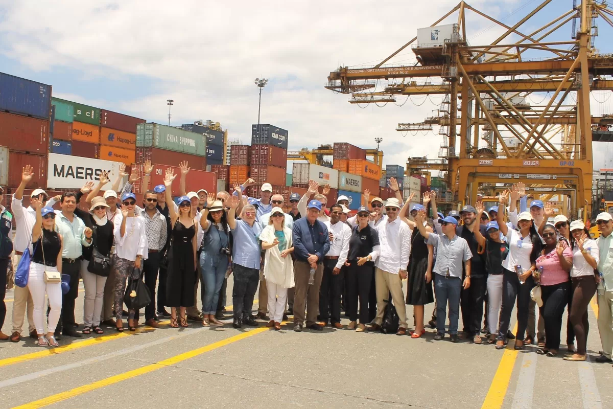 Buenaventura recibió visita de embajadores y representantes de negocios de la Unión Europea Buenaventura recibió visita de embajadores y representantes de negocios de la Unión Europea