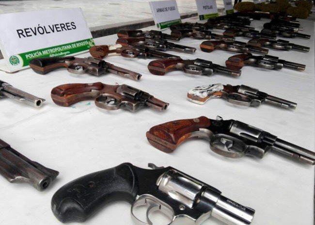 Prohibición de porte de armas en el territorio colombiano entra en vigencia Prohibición de porte de armas en el territorio colombiano entra en vigencia