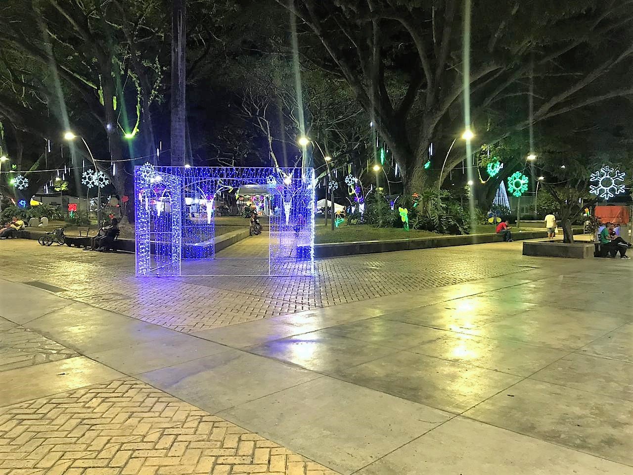 Con luces recibió Guacarí el nuevo año 2019