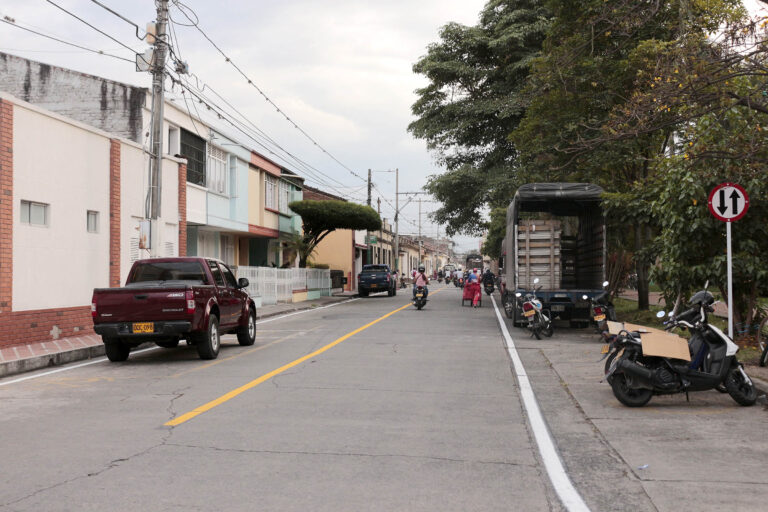 En Buga se habilita doble vía en la carrera 17 entre calles octava y novena En Buga se habilita doble vía en la carrera 17 entre calles octava y novena
