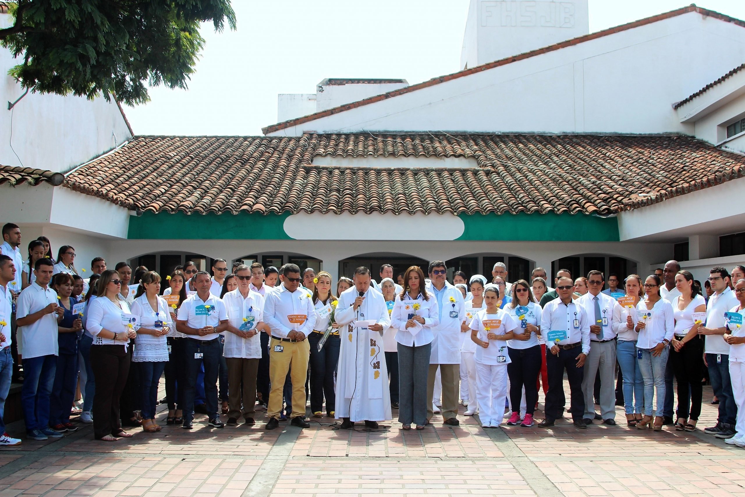 Por el respeto a la vida plantón en el Hospital San José de Buga