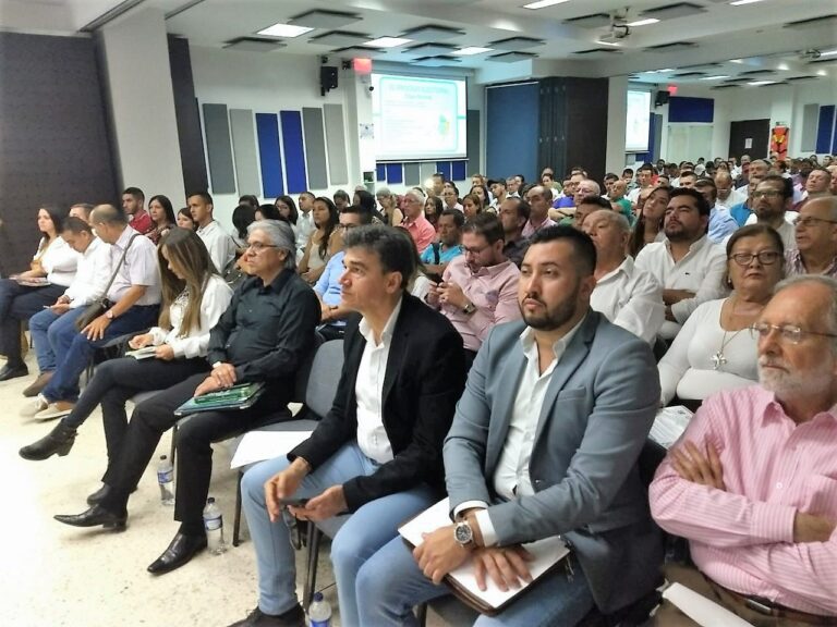 Nutrida asistencia en Cartago a Conferencia "Mitos y Realidades" de los Procesos Electorales en Colombia Nutrida asistencia en Cartago a Conferencia "Mitos y Realidades" de los Procesos Electorales en Colombia