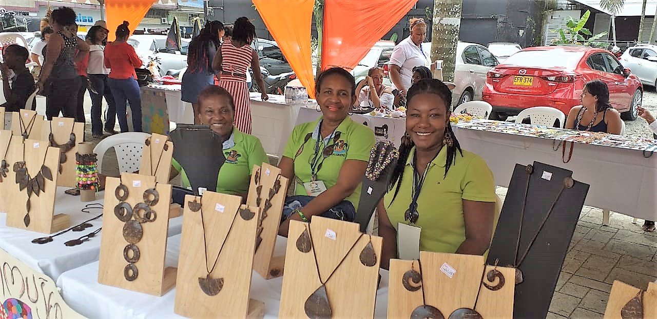 En el "Día internacional de la Mujer"las mujeres de Buenaventura exponen su talento ante el mundo