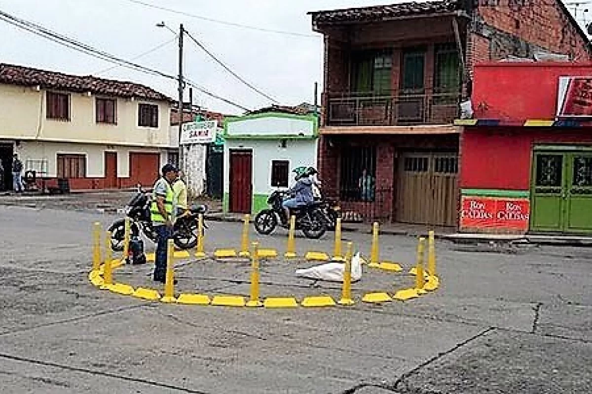 Por deterioro en las vías se prohíbe en Cartago tránsito de vehículos de carga pesada en algunos sectores