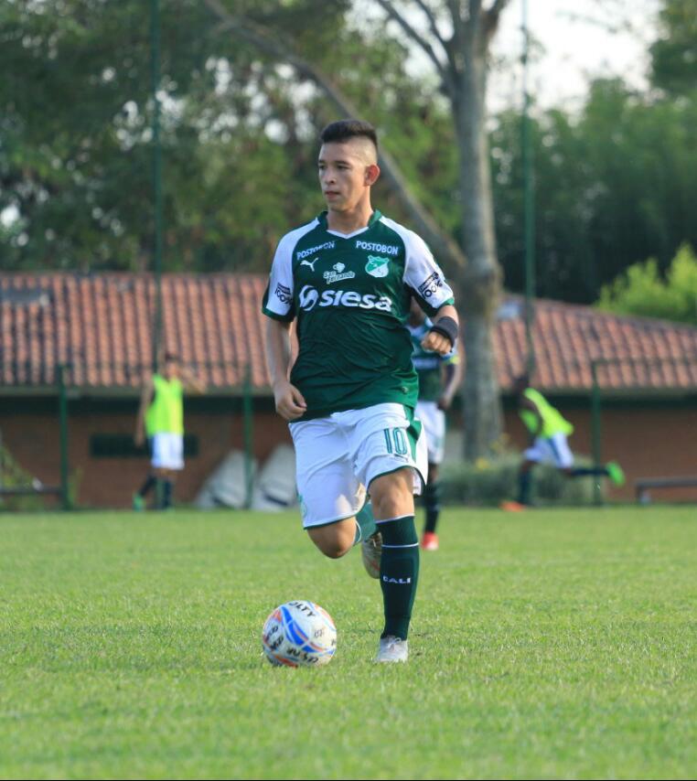 Jean Paul Arce Cruz el Bugueño promesa del fútbol profesional Colombiano Jean Paul Arce Cruz el Bugueño promesa del fútbol profesional Colombiano