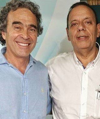 Profesor Sergio Fajardo en Buga respalda a Camilo Cuadros Profesor Sergio Fajardo en Buga respalda a Camilo Cuadros