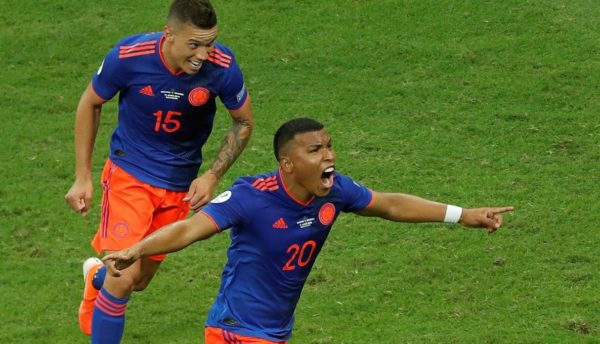 Colombia se sacudió de Argentina en Copa America 2-0 Colombia se sacudió de Argentina en Copa America 2-0