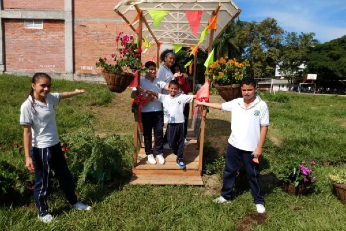 Inaugurado puente en Institución Educativa Agrícola de Buga