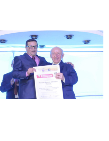 Gustavo Chingual y Biófertil Vital Orgánicos reconocidos en Personajes del Año de Revista Imagen, son noticia en Colombia