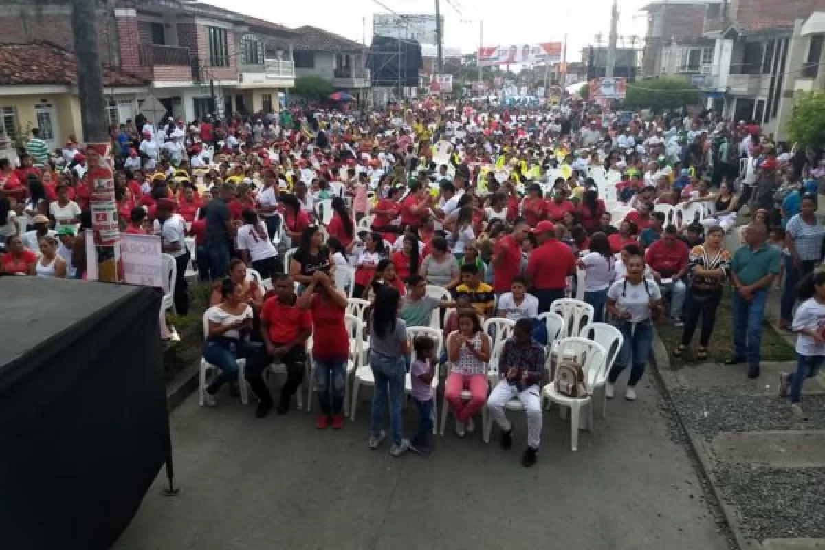 Multitudinario lanzamiento de candidatura a Alcaldía de Guacarí de Mario Guillermo Ruales Salcedo Multitudinario lanzamiento de candidatura a Alcaldía de Guacarí de Mario Guillermo Ruales Salcedo