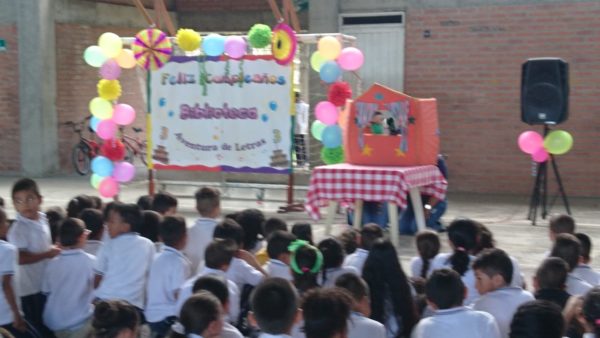 Aventura de letras en la Institución Educativa Agrícola de Buga Aventura de letras en la Institución Educativa Agrícola de Buga