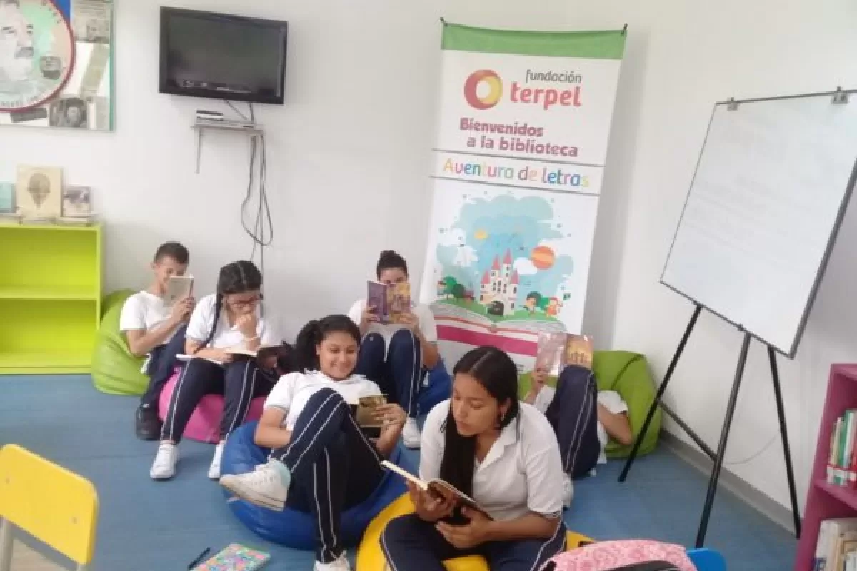 Aventura de letras en la Institución Educativa Agrícola  de Buga