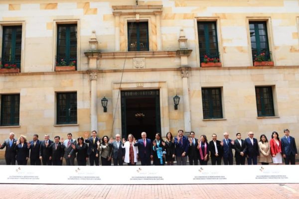 Colombia epicentro de la Cultura en Iberoamérica Colombia epicentro de la Cultura en Iberoamérica