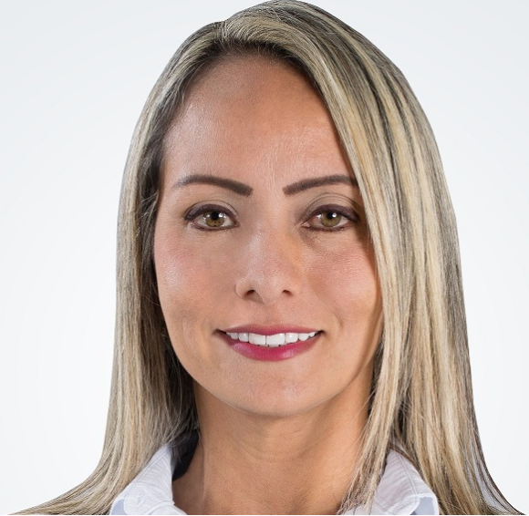 Melissa Urdinola,mujer incansable que con trabajo se gana el corazón de los bugueños