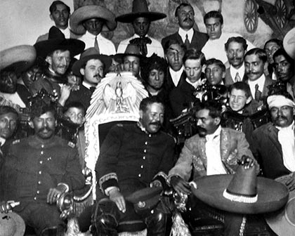 Emiliano Zapata y el vallecaucano Julio Cuadros en la Revolución Mexicana que con él combatió Emiliano Zapata y el vallecaucano Julio Cuadros en la Revolución Mexicana que con él combatió