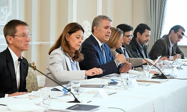 Estado debe hacer presencia en todos los rincones del territorio Estado debe hacer presencia en todos los rincones del territorio
