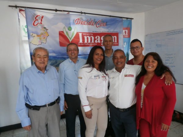 Feliz Navidad y Nuevo Año 2020 desea la Familia Editores de Occidente y la Revista Imagen De Los Vallecaucanos Región Pacífico Feliz Navidad y Nuevo Año 2020 desea la Familia Editores de Occidente y la Revista Imagen De Los Vallecaucanos Región Pacífico